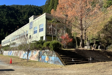 インスタレーション「龍山、ぽちゃん」-龍山の昔・今ここから-」